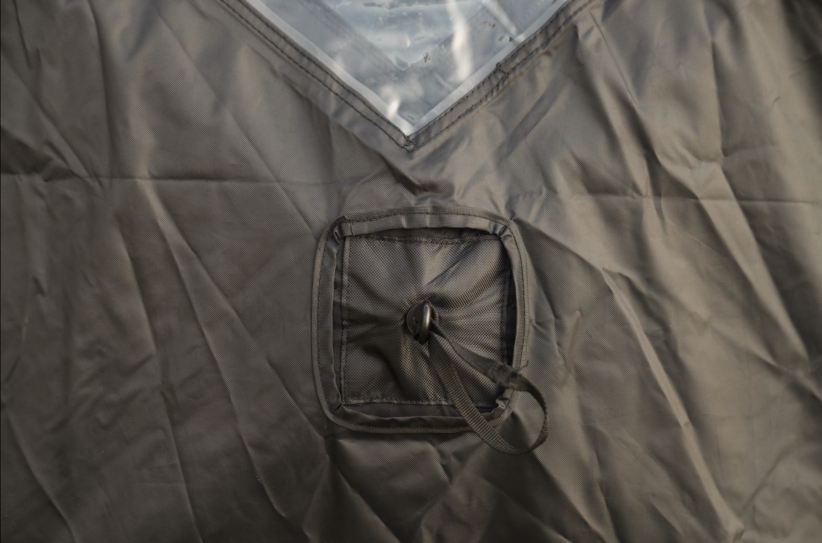 Nova 6 sauna tent setup view